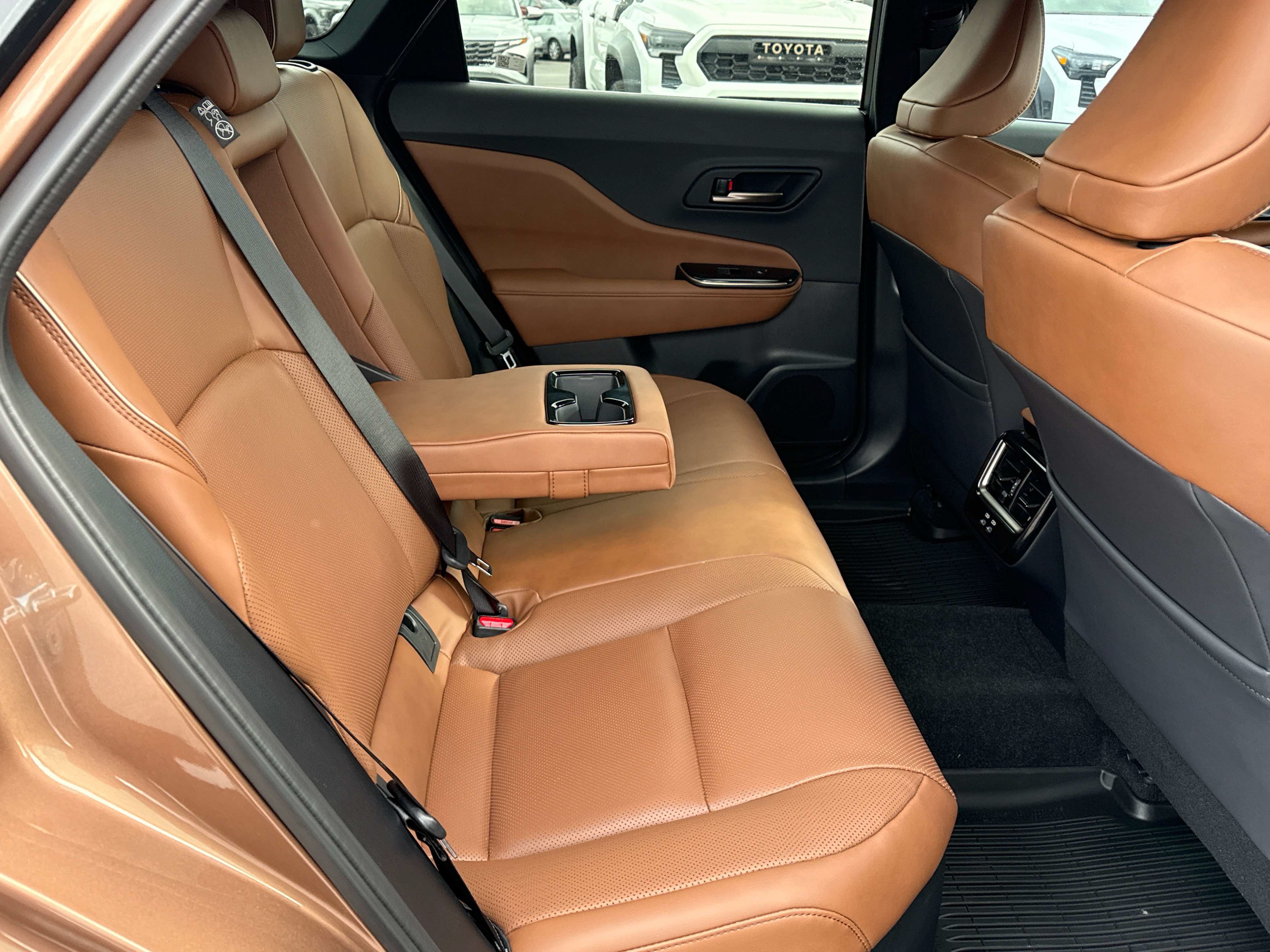 Used 2026 Toyota Crown Signia AWD/4WD image 16