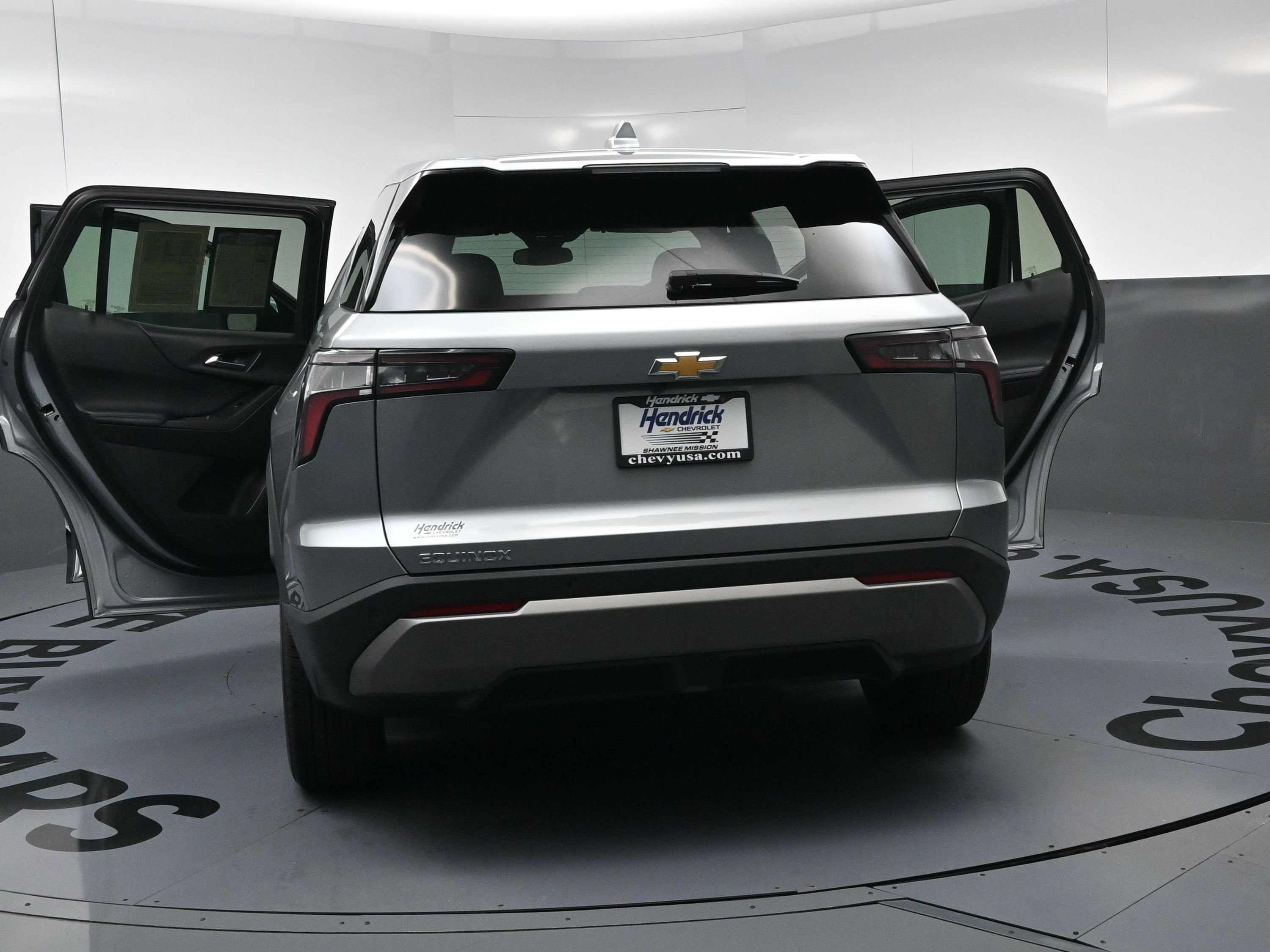 Used 2026 Chevrolet Equinox LT FWD image 27