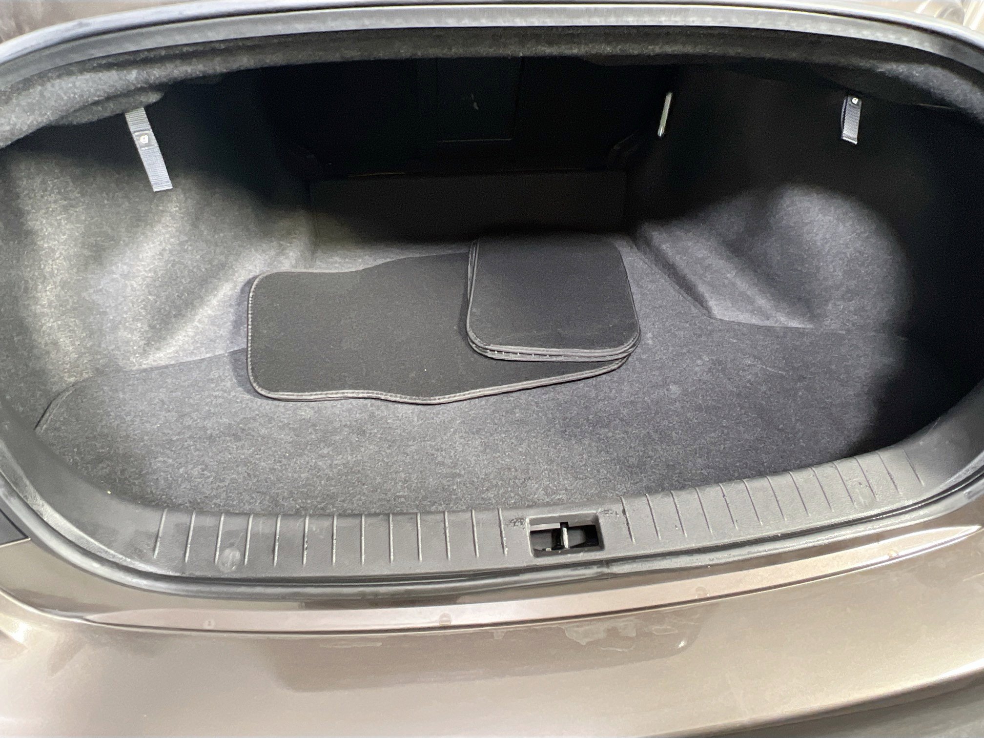 Used 2017 INFINITI Q50 3.0t Premium w/ 3.0T Premium Plus Package image 25