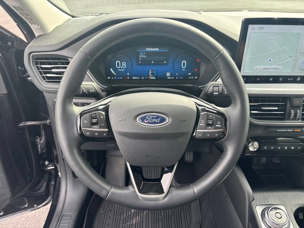 Certified 2024 Ford Escape Platinum AWD/4WD image 18