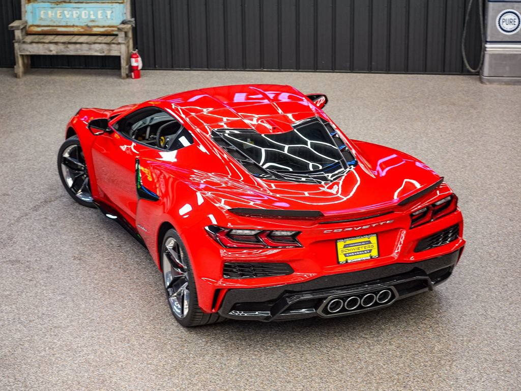 New 2027 Chevrolet Corvette Z06 w/ Chrome Exterior Badge Package RWD image 5