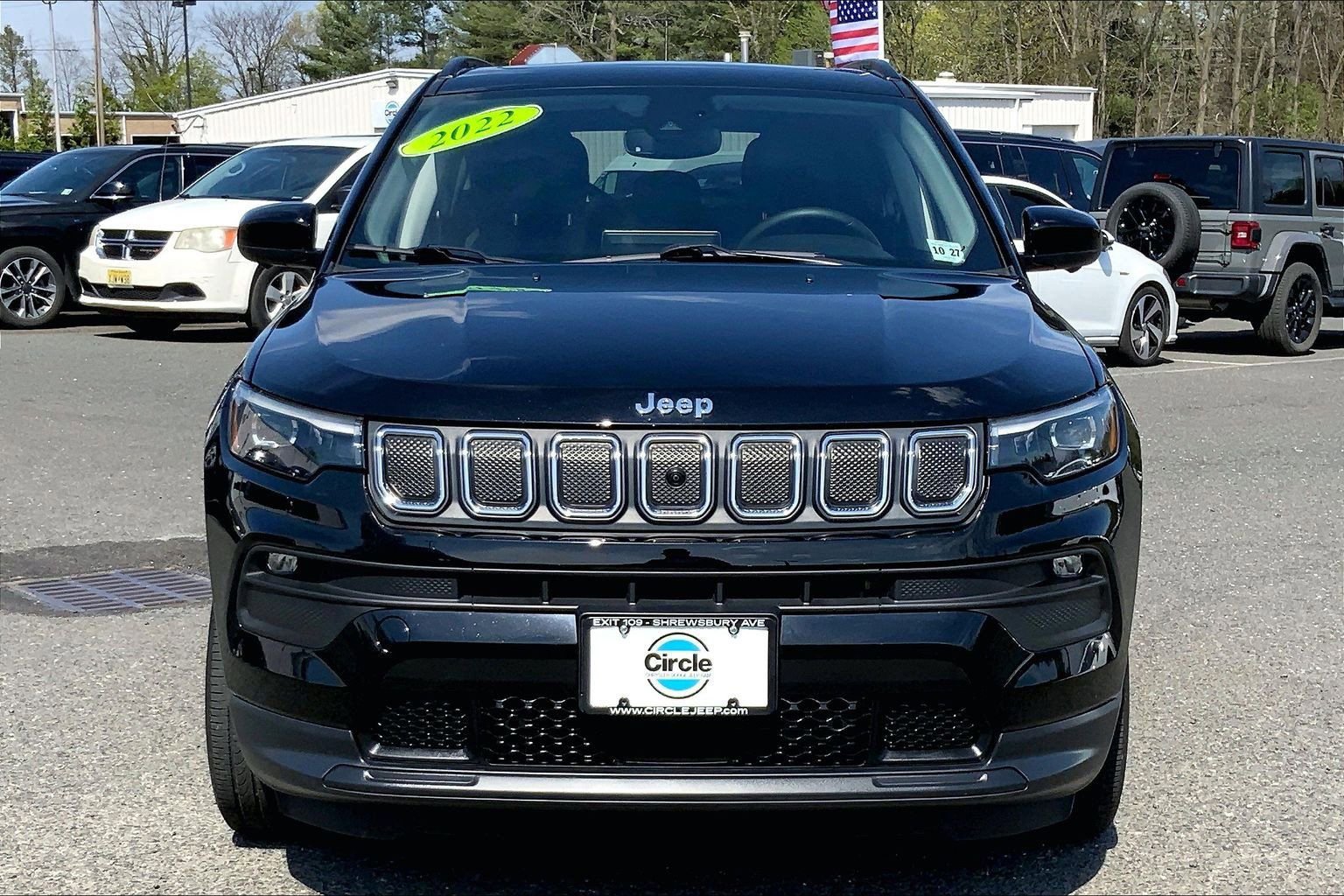 Certified 2022 Jeep Compass Latitude w/ Sun and Sound Group image 3