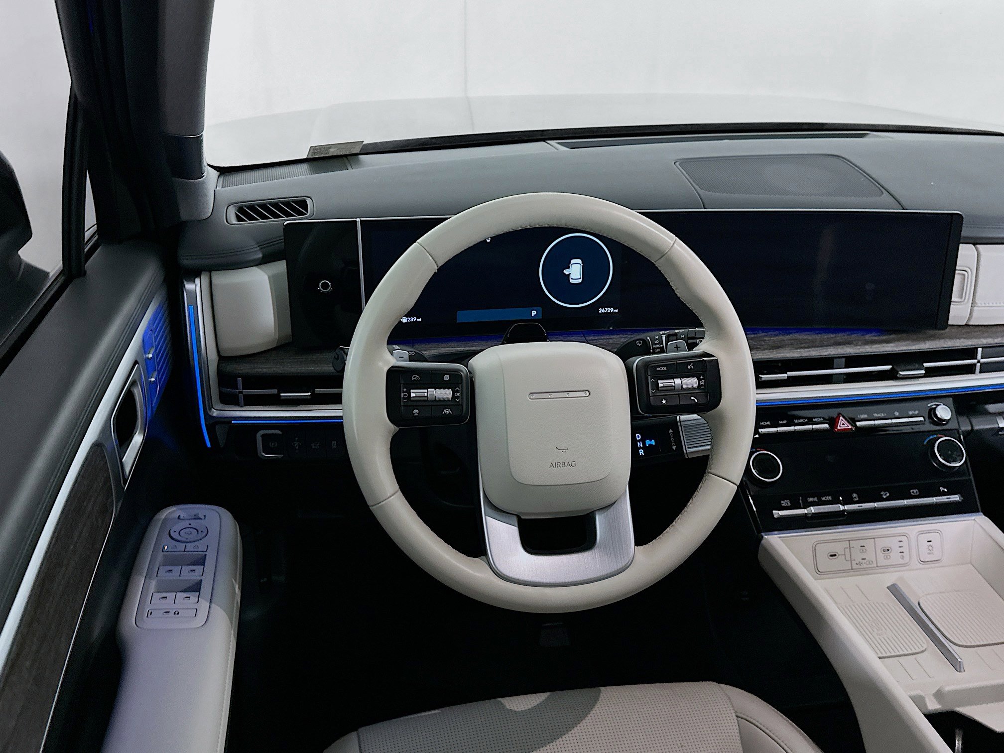 Used 2024 Hyundai Santa Fe Limited image 18