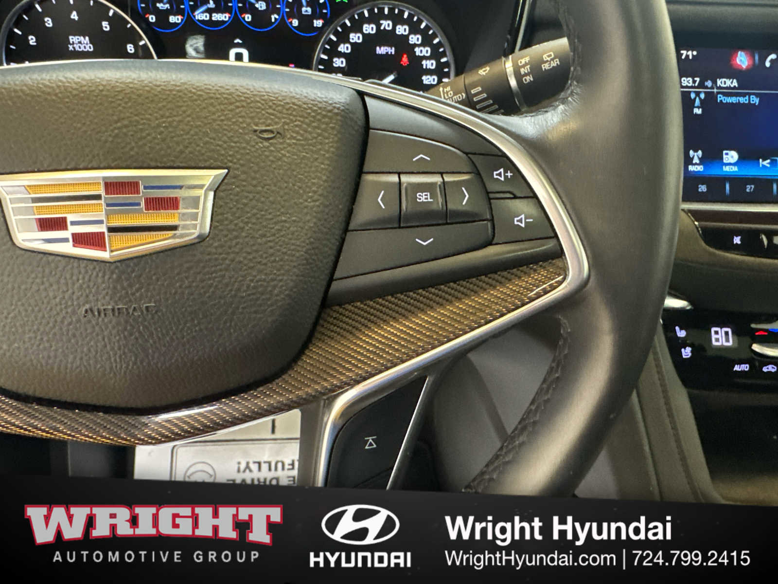 Used 2017 Cadillac XT5 Platinum AWD/4WD image 21
