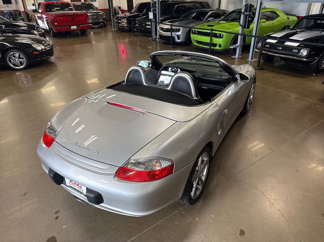 Used 2004 Porsche Boxster S image 11