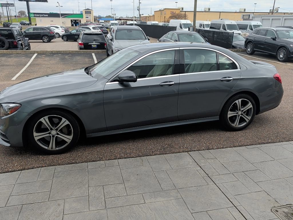 Used 2017 Mercedes-Benz E 300 E 300 image 7