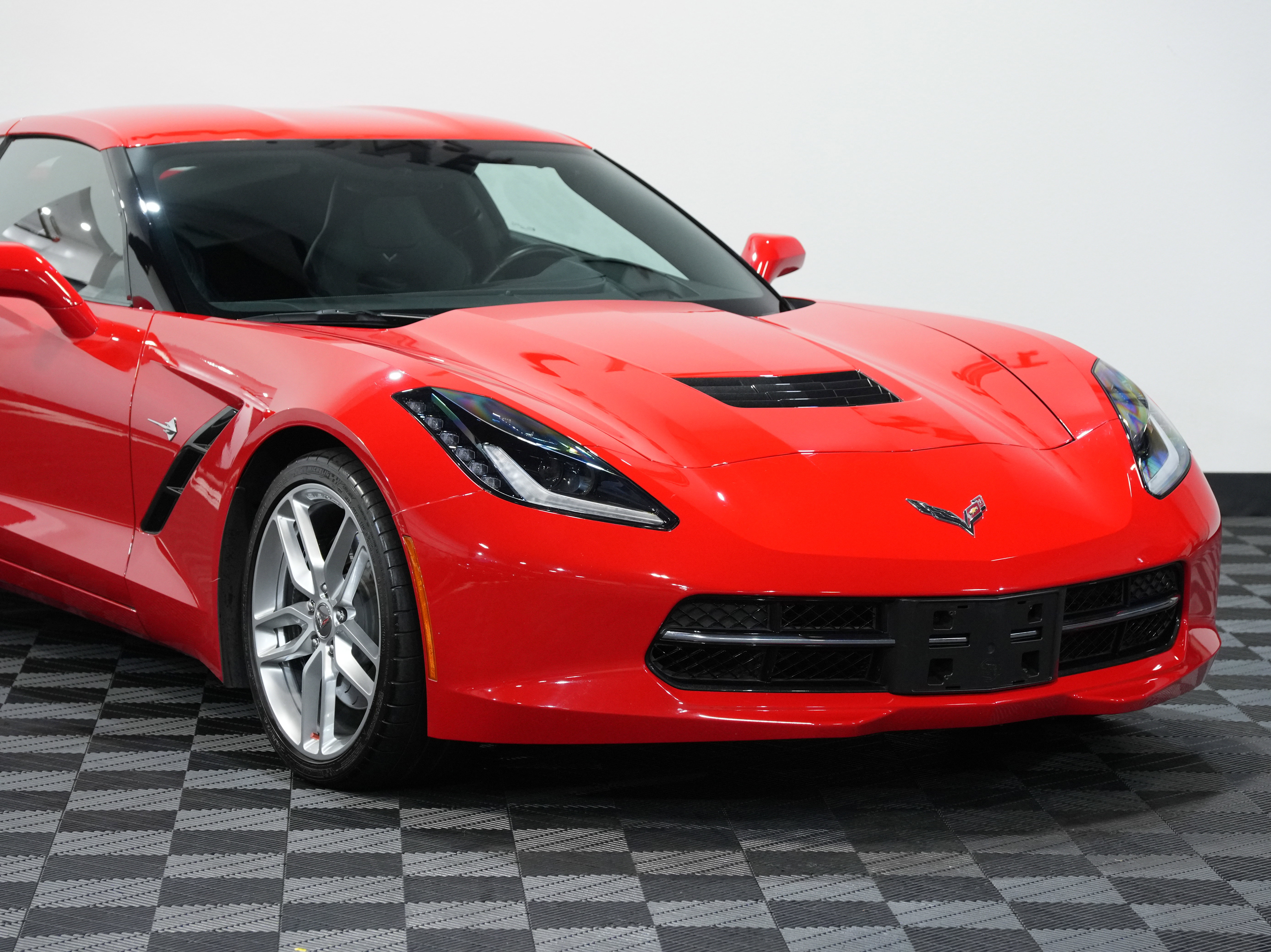 Used 2014 Chevrolet Corvette Stingray Coupe w/ 2LT Preferred Equipment Group image 9