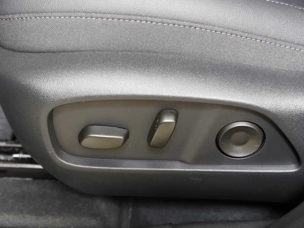 New 2026 Chevrolet Equinox LT w/ Convenience Package II image 29