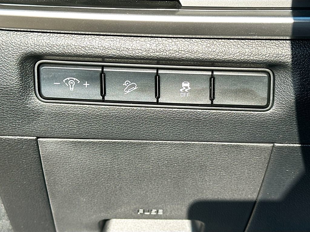 Certified 2023 Kia Telluride S w/ S Sunroof Package image 9