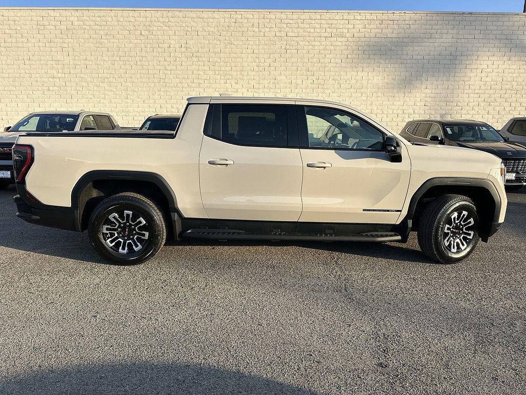 New 2026 GMC Sierra EV Elevation AWD/4WD image 3