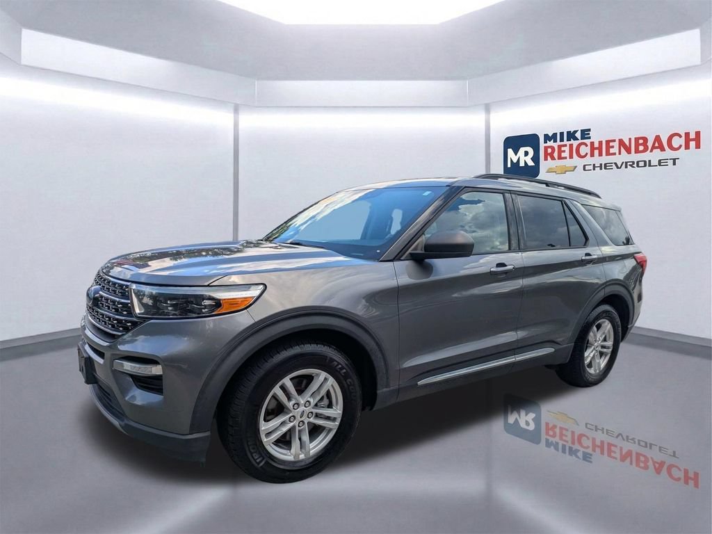 Used 2021 Ford Explorer XLT w/ Equipment Group 202A RWD image 8