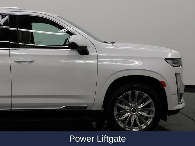 Used 2023 Cadillac Escalade Premium Luxury w/ Performance Package image 19