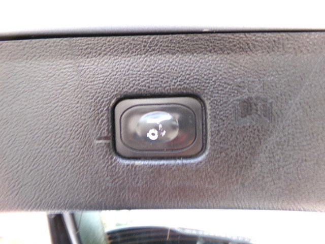 Used 2023 Ford Edge Titanium image 28