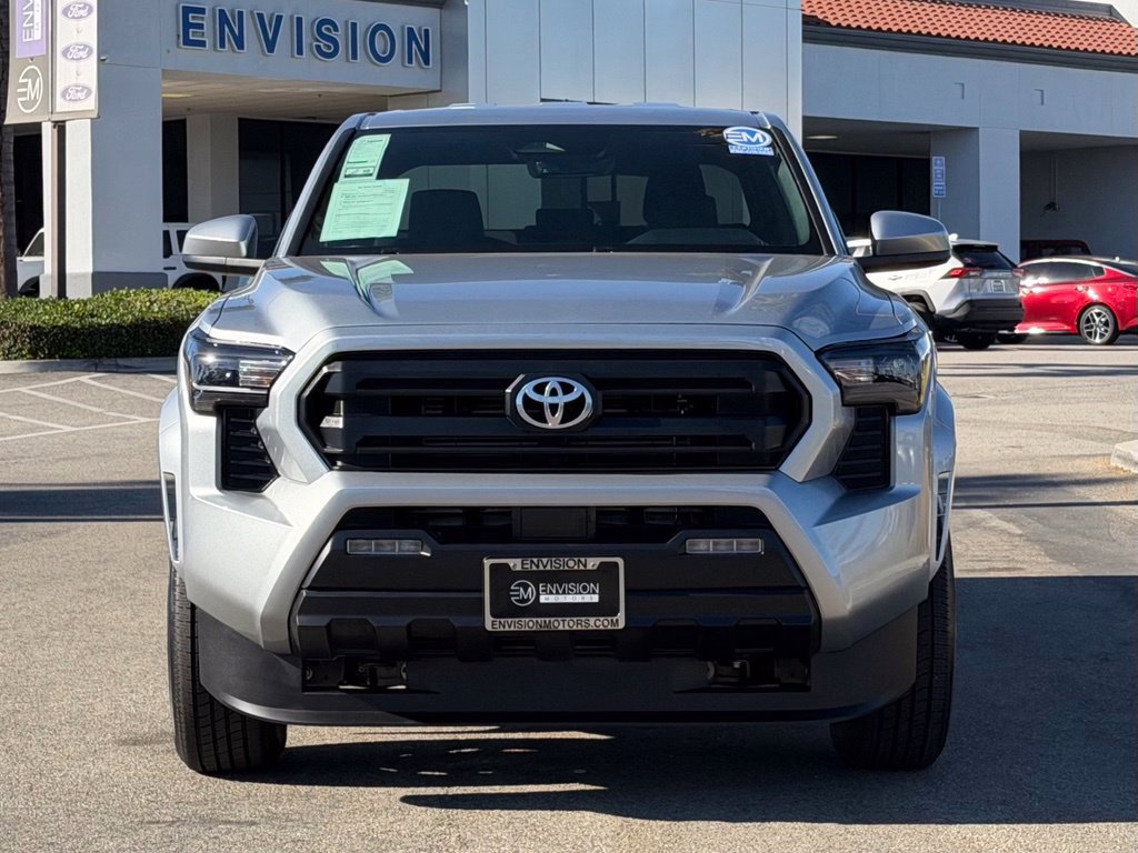Used 2026 Toyota Tacoma SR5 AWD/4WD image 3