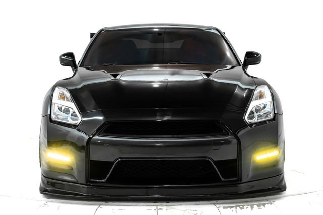 Used 2015 Nissan GT-R Black Edition AWD/4WD image 7