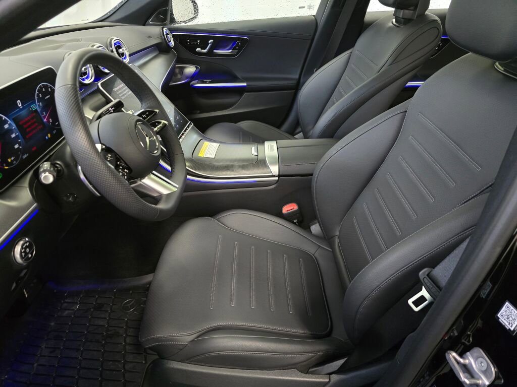 Used 2024 Mercedes-Benz C 300 4MATIC Sedan image 12