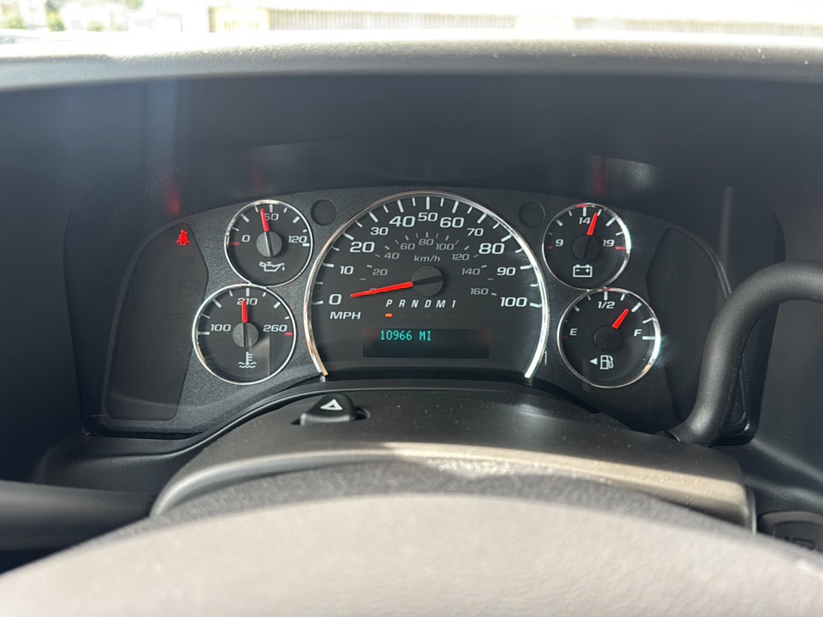 Certified 2025 Chevrolet Express 2500 w/ Driver Convenience Package RWD image 26