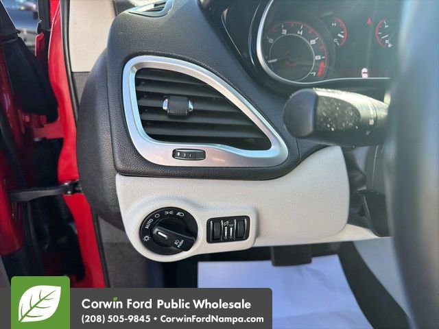 Used 2013 Dodge Dart SXT image 13