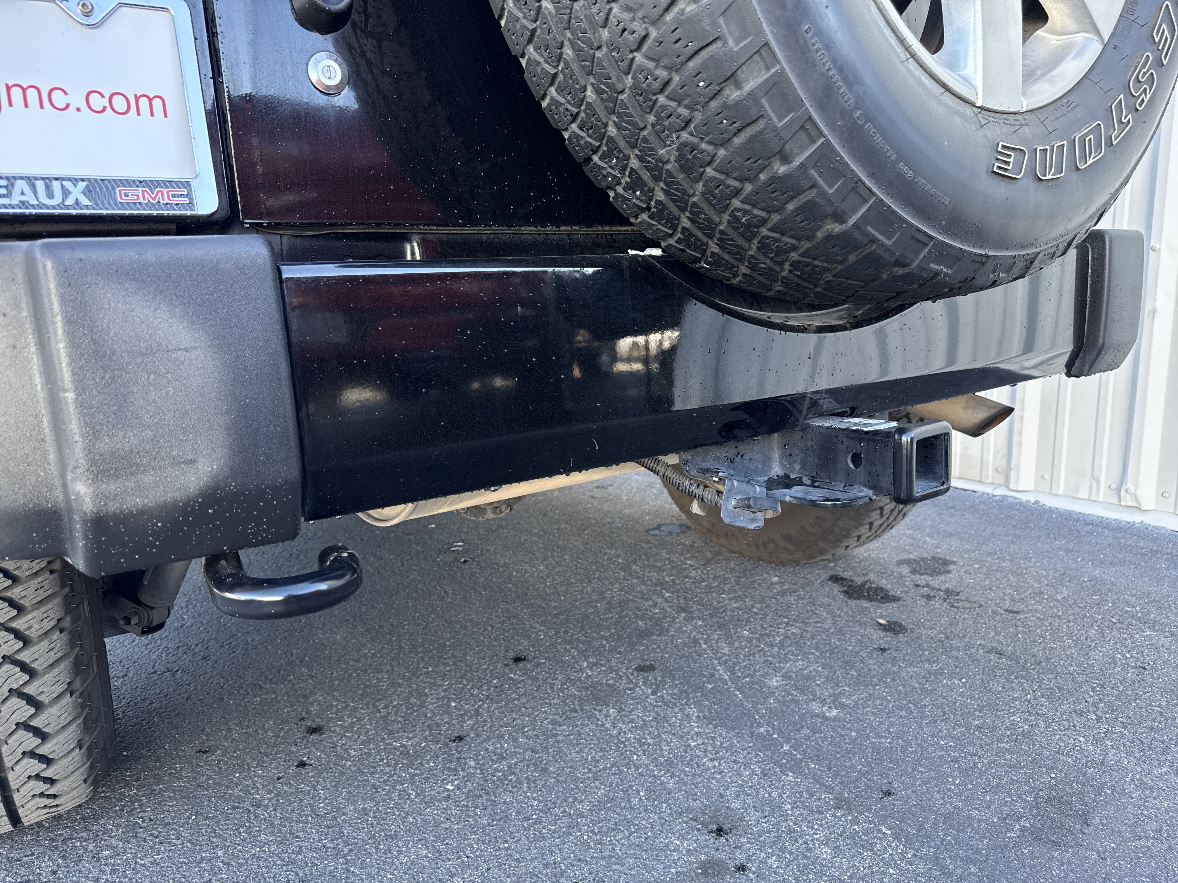 Used 2018 Jeep Wrangler Unlimited Sahara w/ Connectivity Group image 13