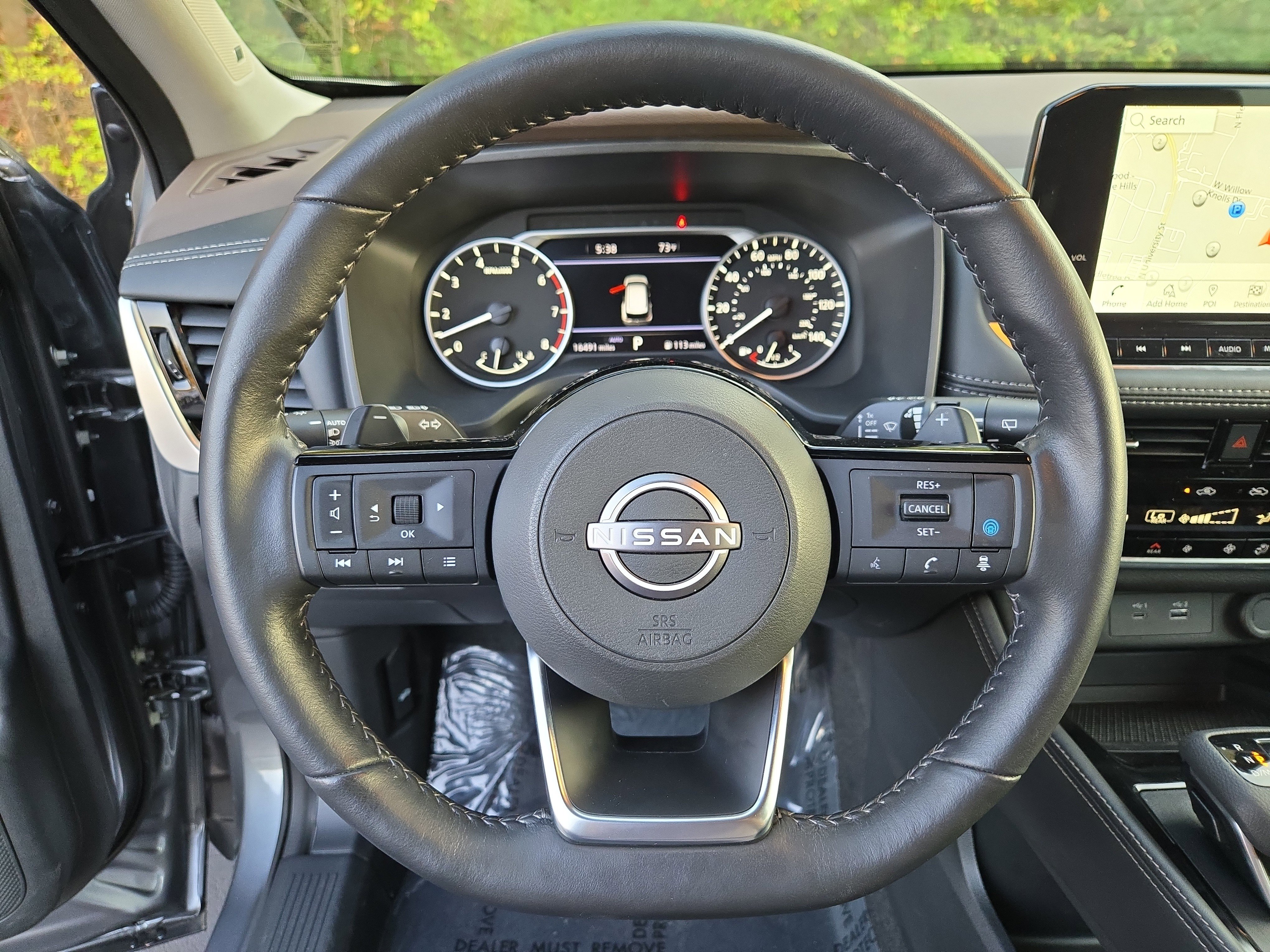 Used 2023 Nissan Rogue SL w/ SL Premium Package image 17