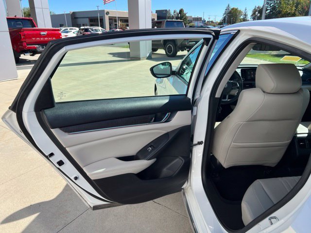 Used 2019 Honda Accord EX-L image 29