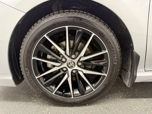 Certified 2024 Toyota Camry SE FWD image 19
