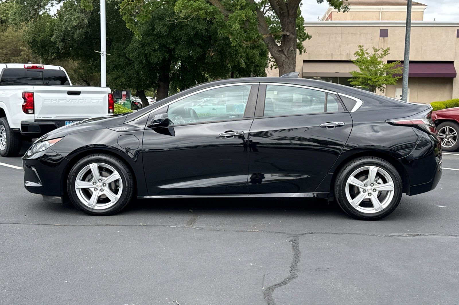 Used 2018 Chevrolet Volt LT image 6
