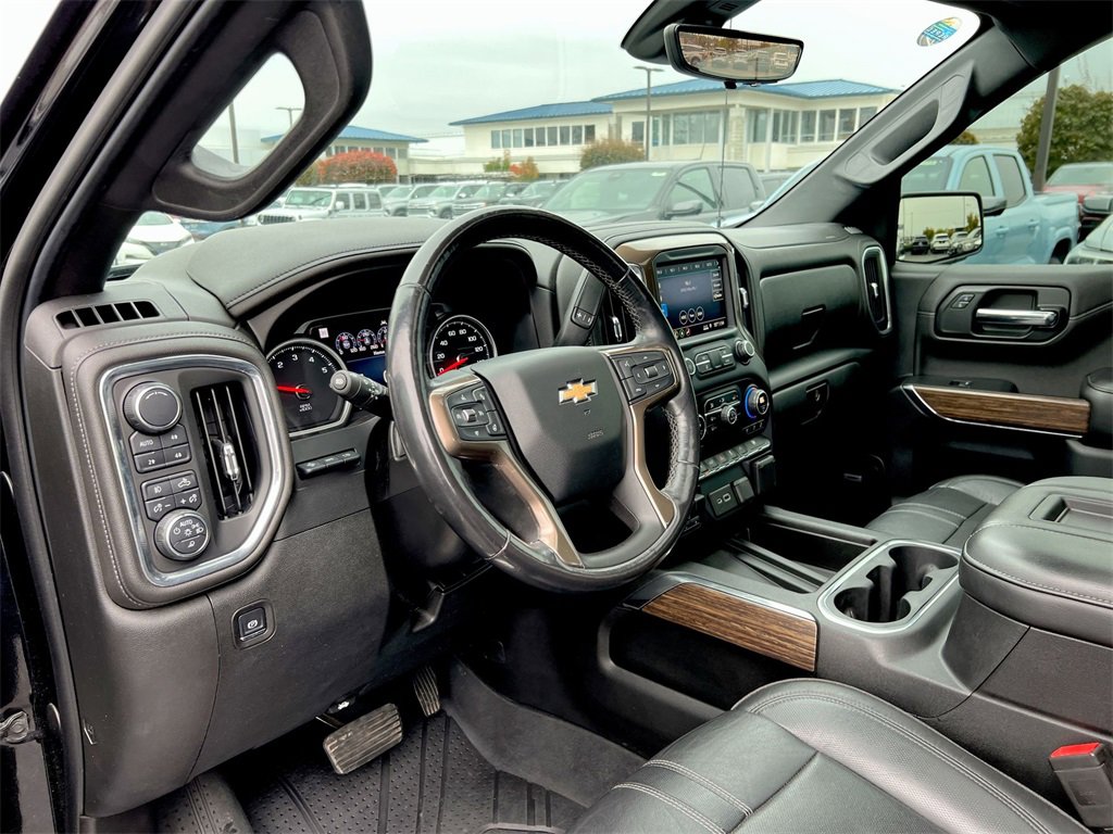 Certified 2019 Chevrolet Silverado 1500 High Country w/ Technology Package image 10