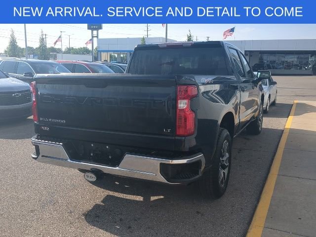 Used 2023 Chevrolet Silverado 1500 LT AWD/4WD image 7