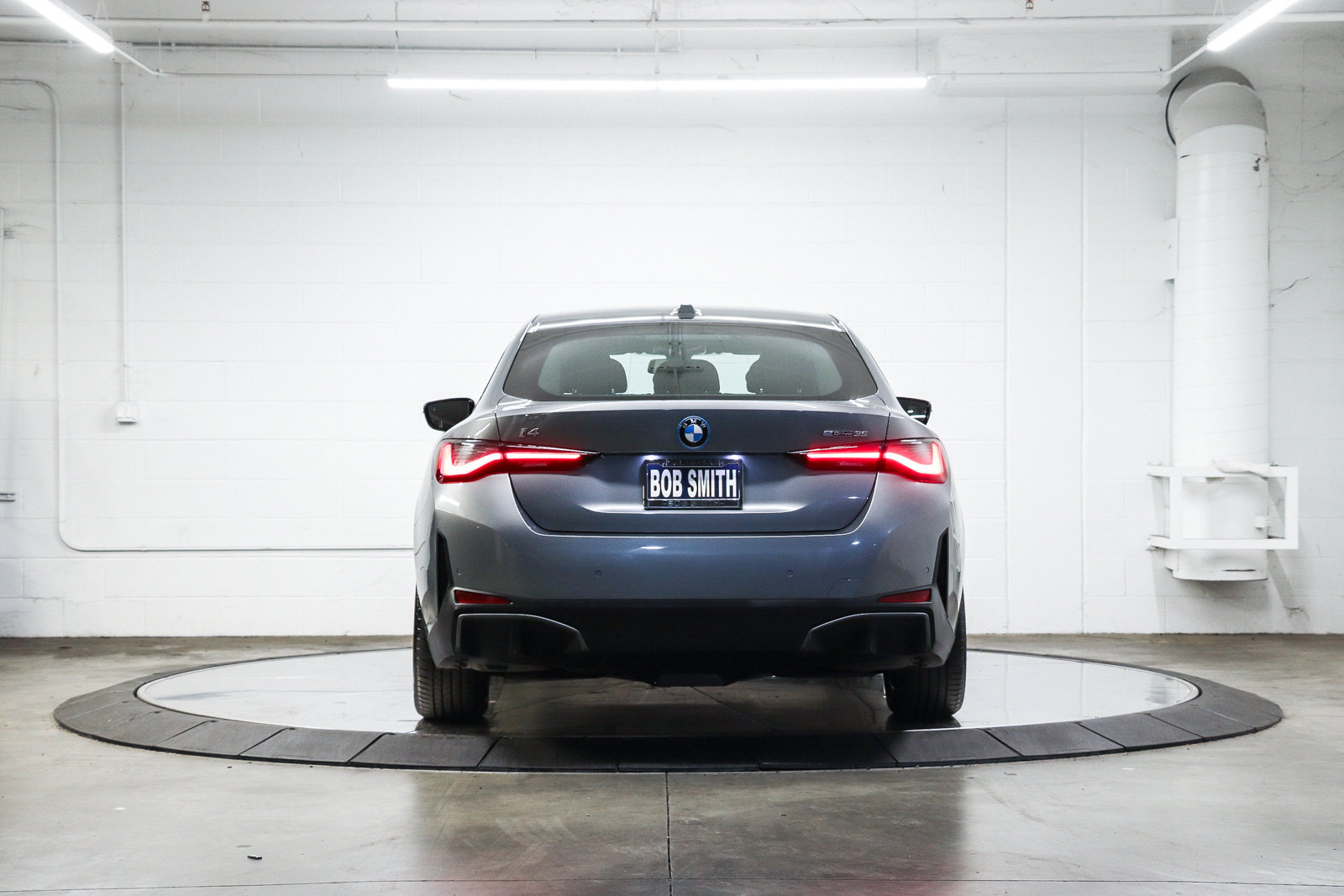 Certified 2023 BMW i4 eDrive35 RWD image 5