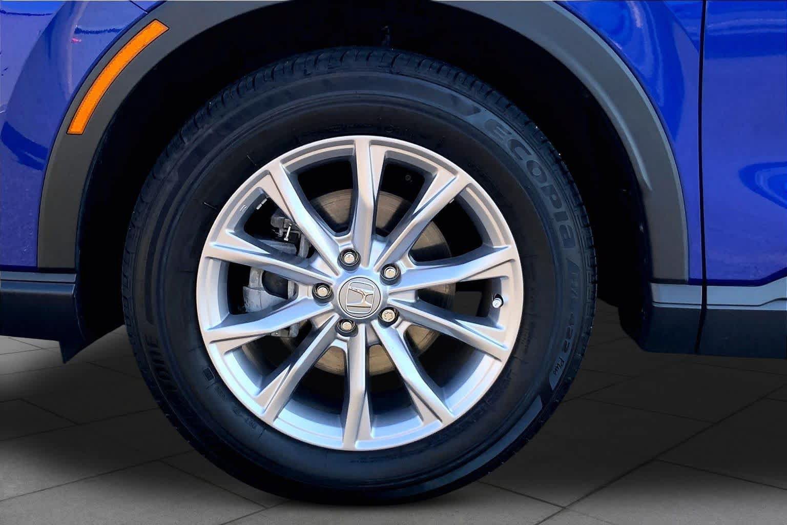 Used 2025 Honda CR-V EX-L image 11