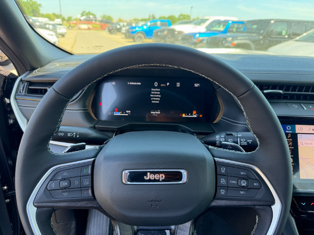 New 2026 Jeep Grand Cherokee Altitude AWD/4WD image 14