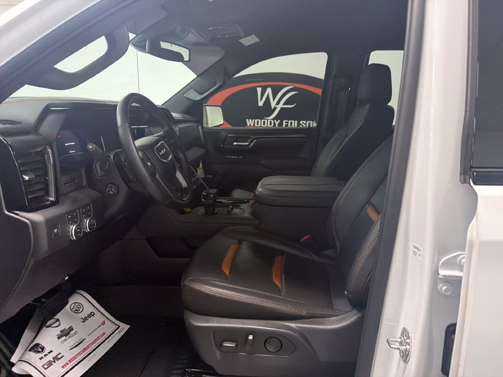 Used 2025 GMC Sierra 1500 AT4 AWD/4WD image 9