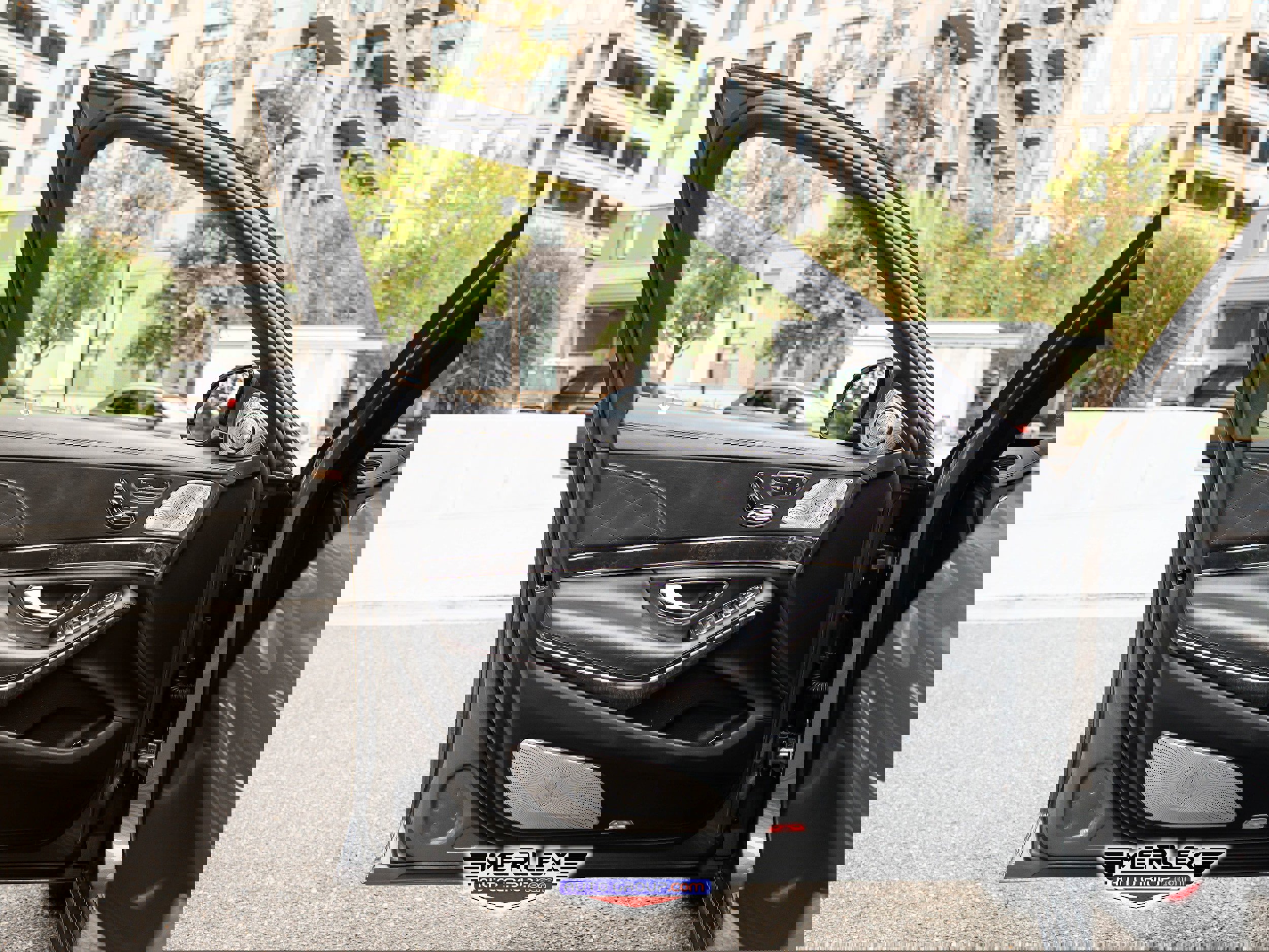 Used 2019 Mercedes-Benz S 560 4MATIC Sedan w/ Premium Package image 47