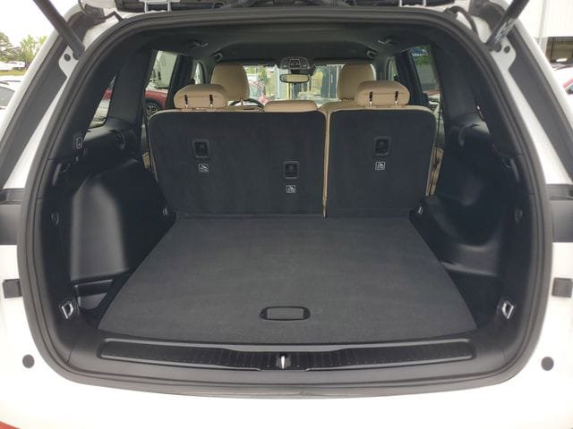 Certified 2024 Jeep Grand Cherokee Limited RWD image 12