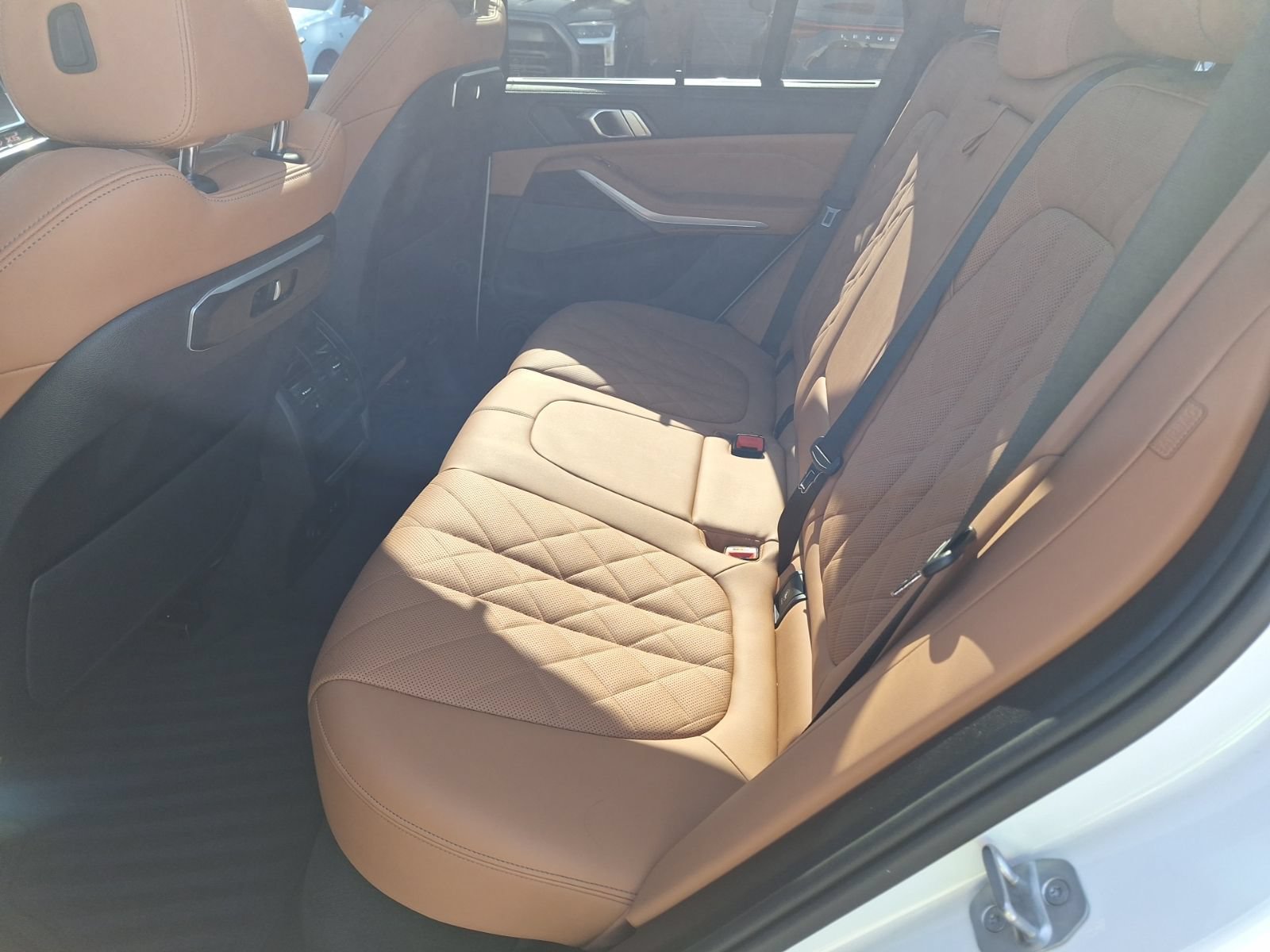 Used 2024 BMW X5 xDrive40i w/ Executive Package AWD/4WD image 32