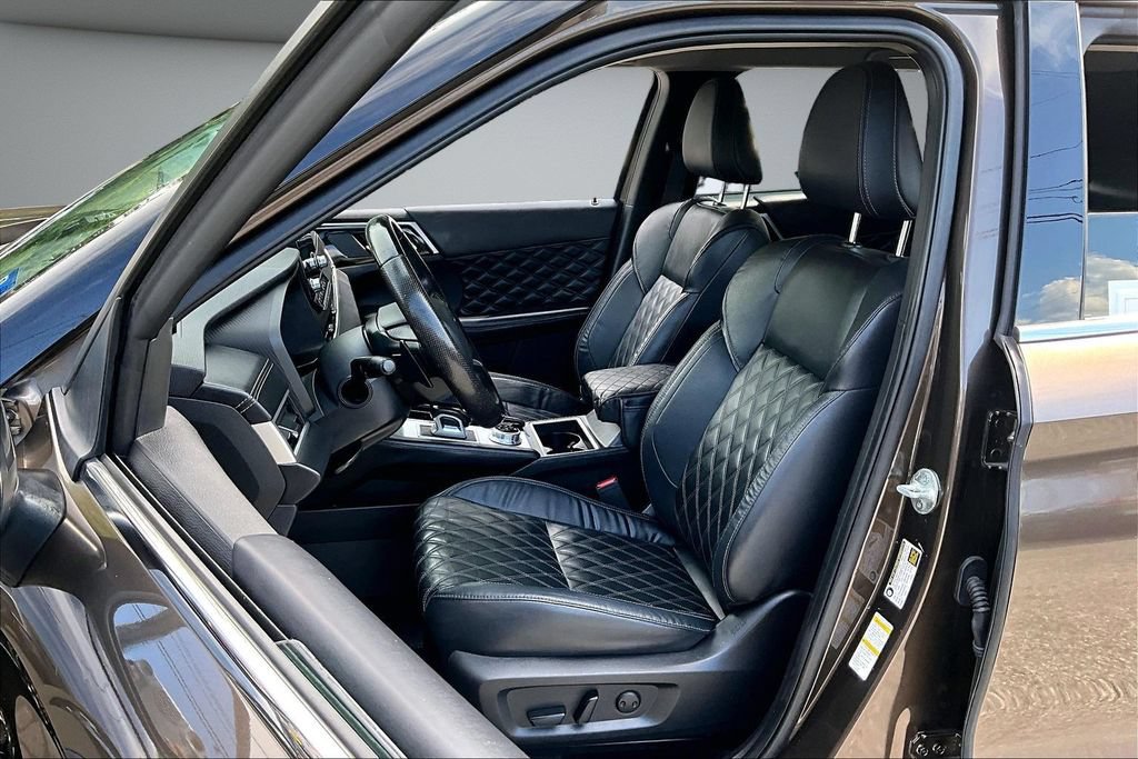 Used 2022 Mitsubishi Outlander SEL AWD/4WD image 21