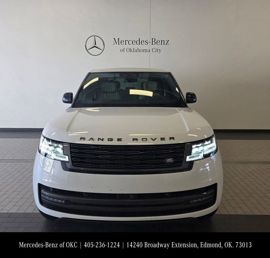 Used 2024 Land Rover Range Rover Autobiography image 2