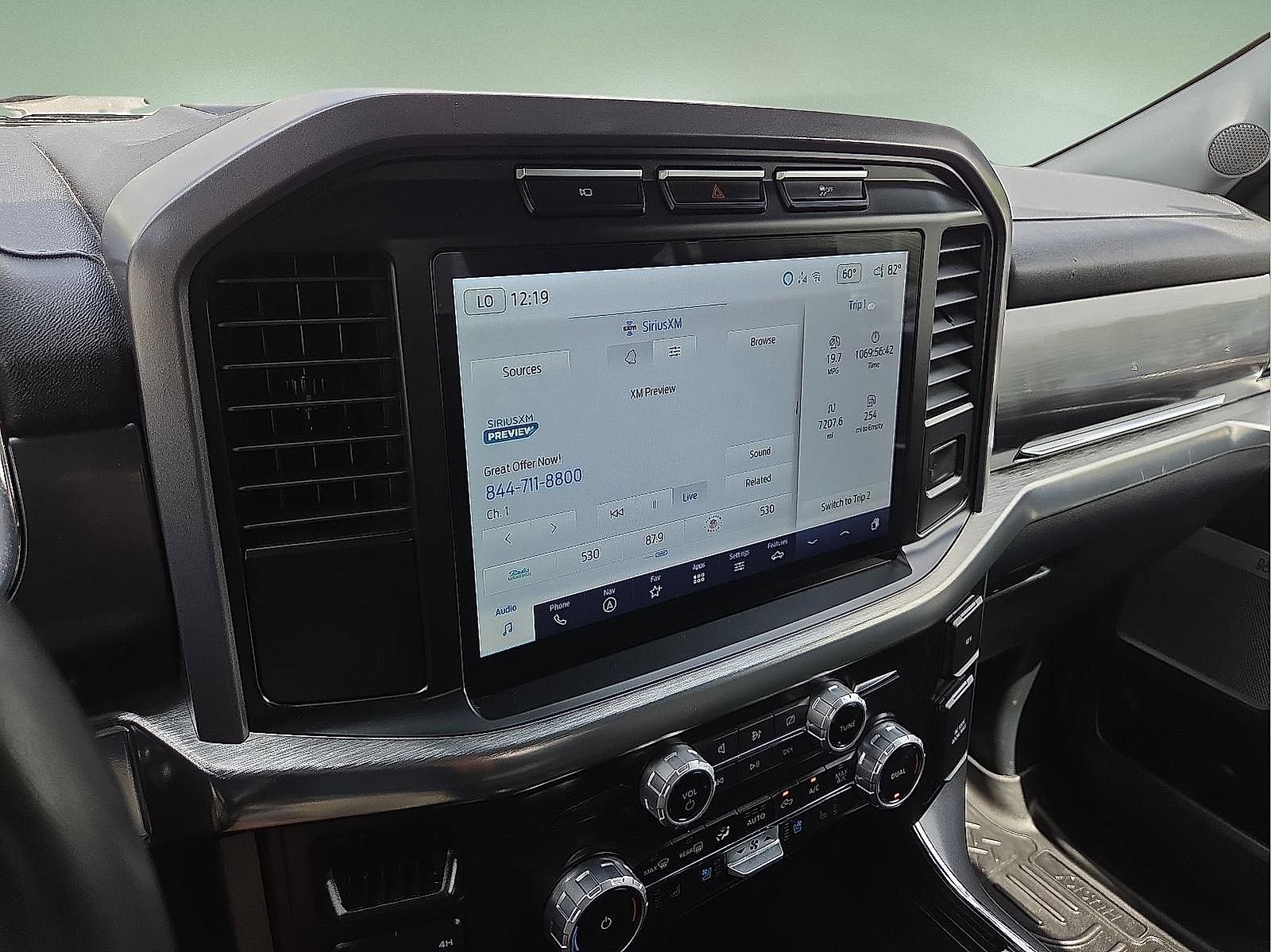 Used 2023 Ford F150 Lariat AWD/4WD image 16