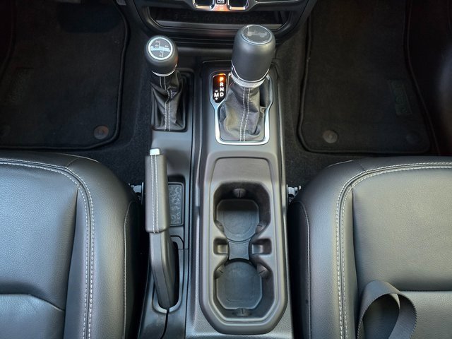 Used 2023 Jeep Wrangler Unlimited Sahara w/ Cold Weather Group image 22