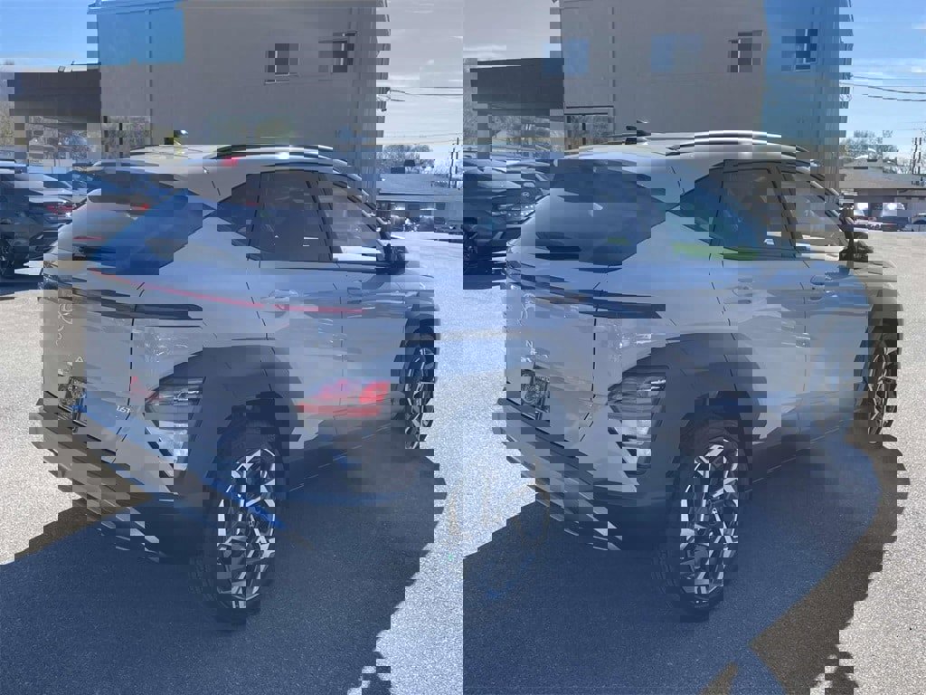 New 2026 Hyundai Kona SEL Premium image 3