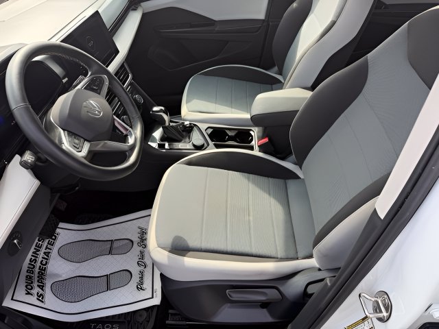 Certified 2025 Volkswagen Taos S AWD/4WD image 4