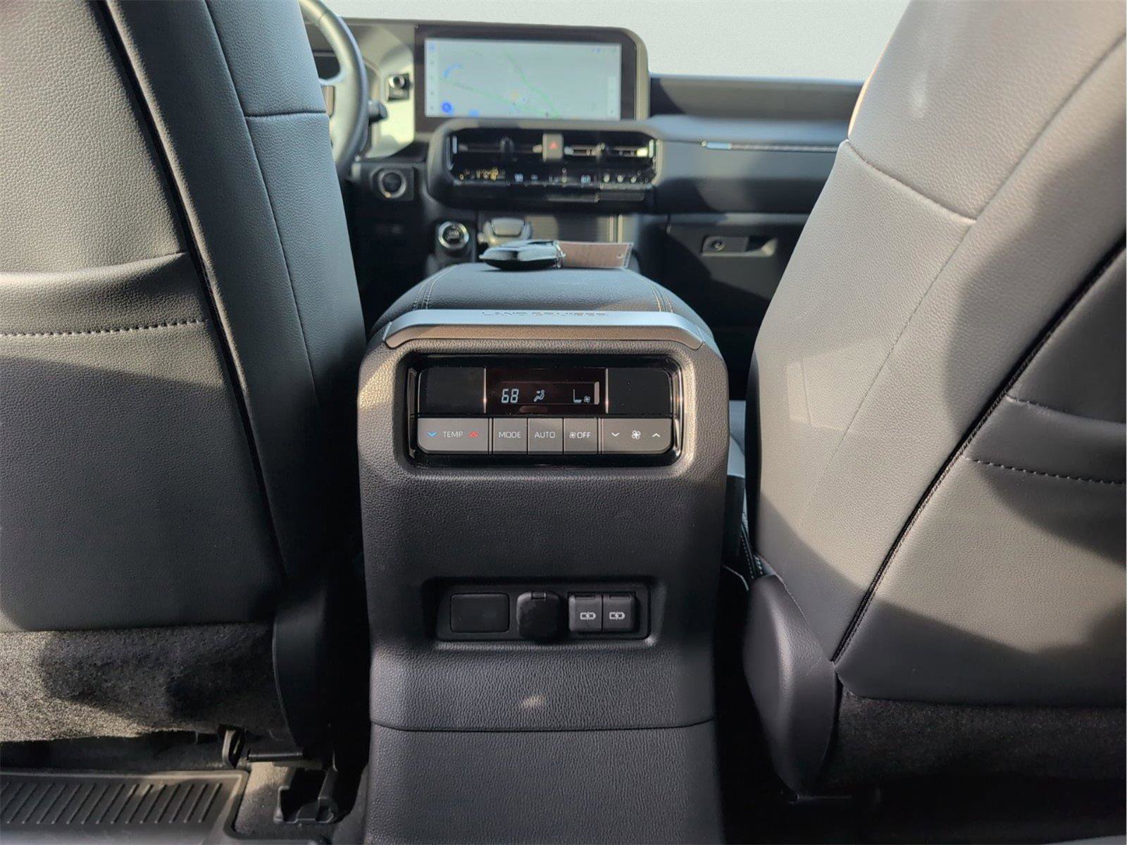 Used 2024 Toyota Land Cruiser image 33