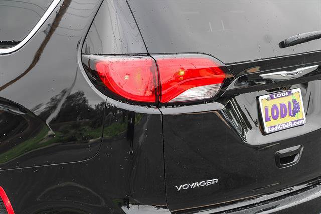 New 2026 Chrysler Voyager LX image 10