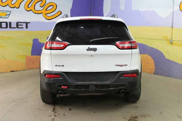 Used 2016 Jeep Cherokee Trailhawk w/ Leather Interior Group AWD/4WD image 7