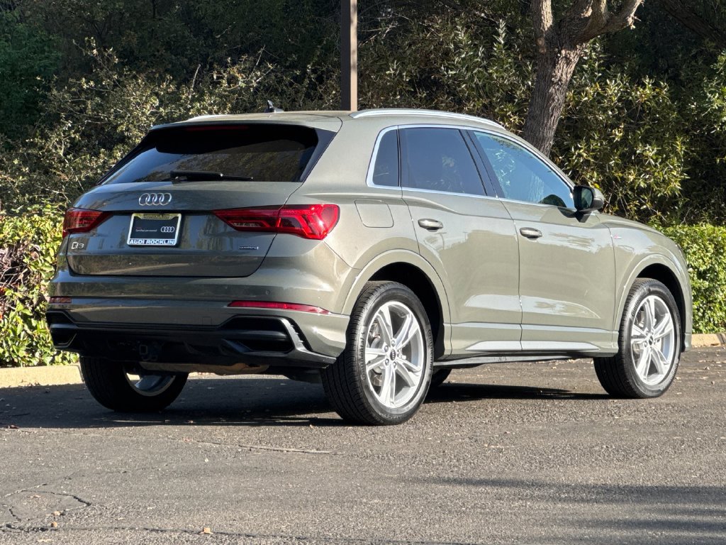 Certified 2022 Audi Q3 2.0T Premium Plus w/ Premium Plus Package AWD/4WD image 5
