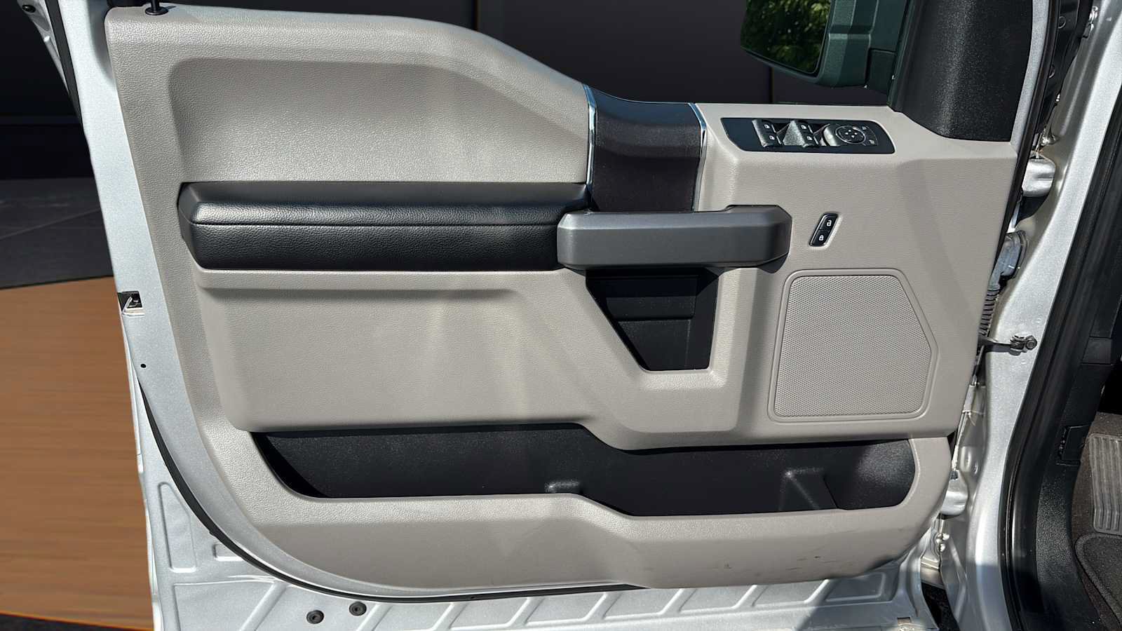Used 2019 Ford F150 XLT AWD/4WD image 16