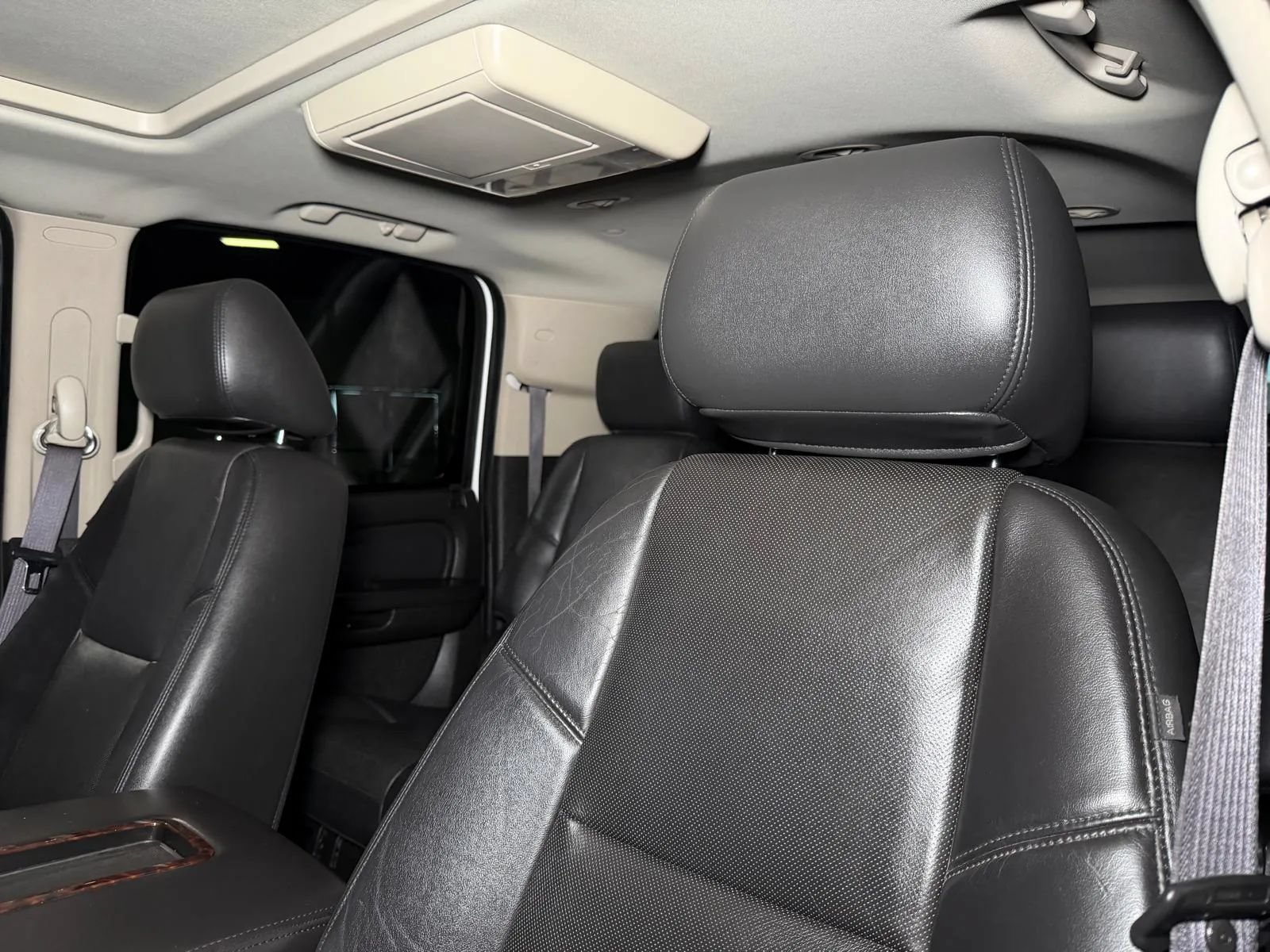 Used 2012 GMC Yukon XL Denali RWD image 33