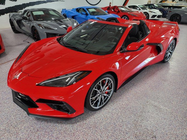 Used 2024 Chevrolet Corvette Stingray Premium Conv w/ Z51 Performance Package RWD image 15