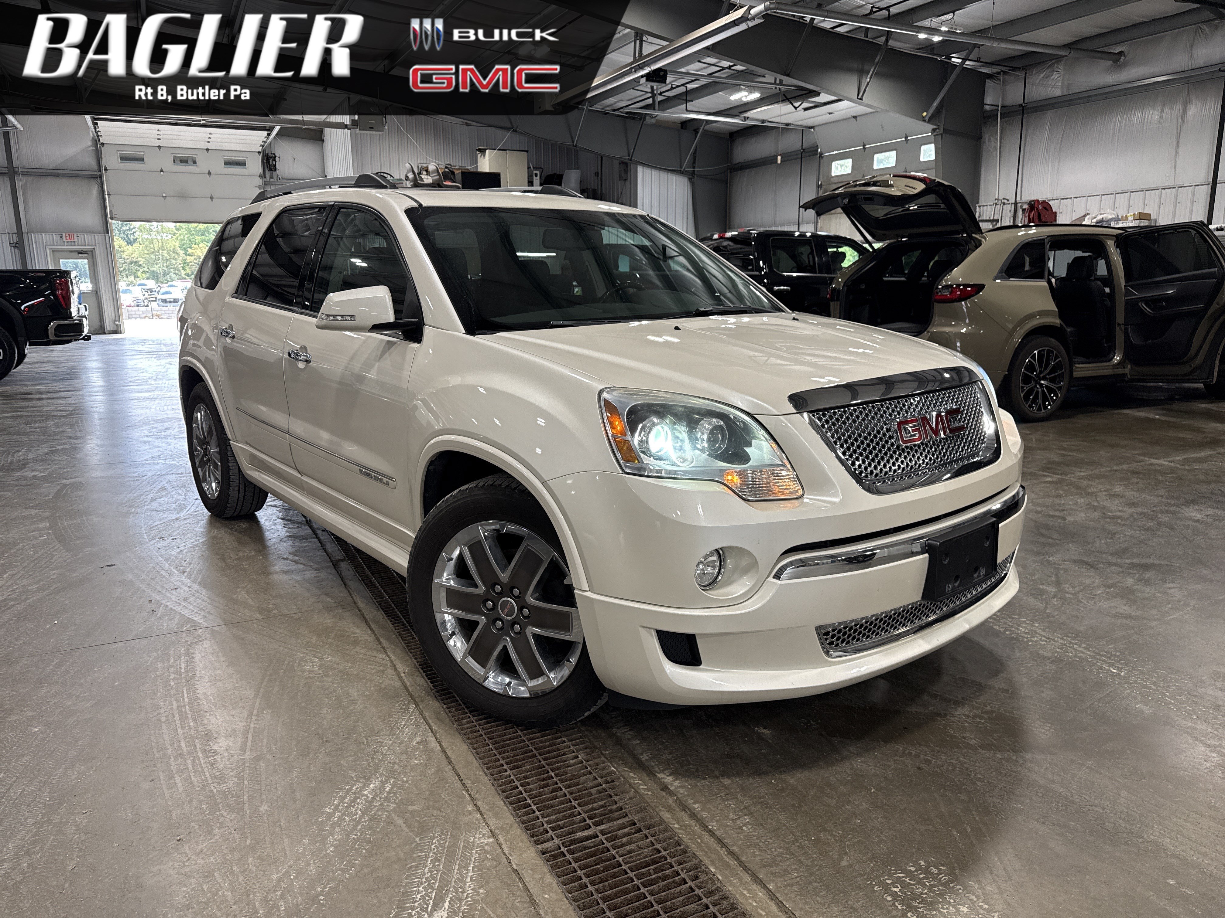 Used 2011 GMC Acadia Denali AWD/4WD image 1